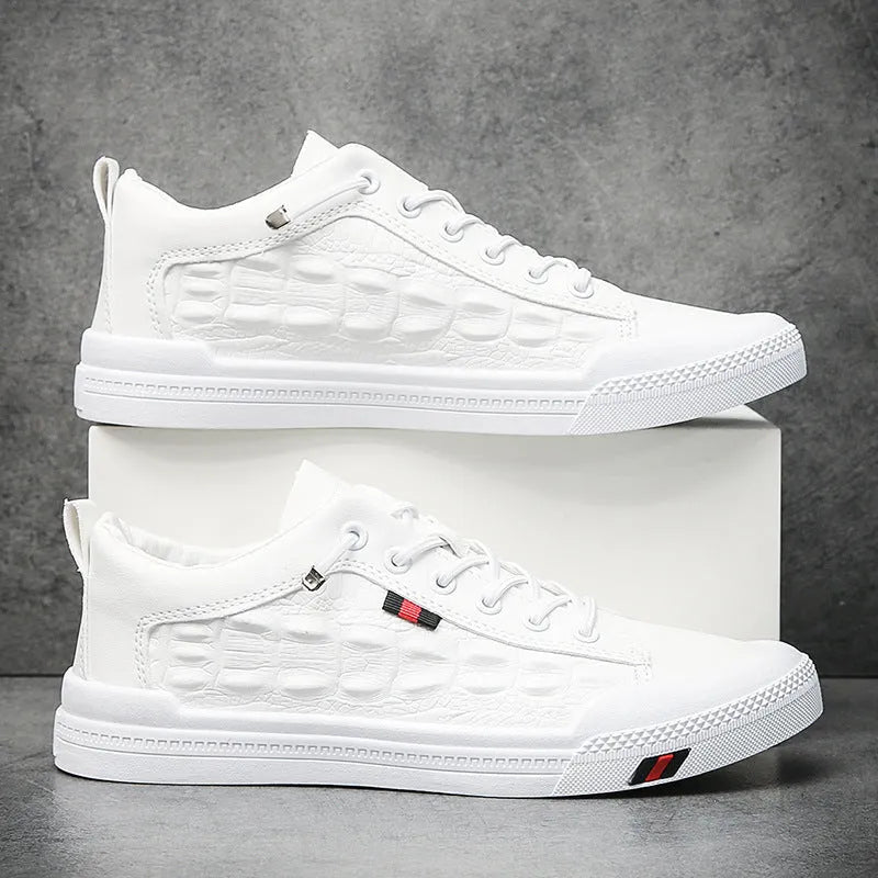 White men's lace-up casual sneakers with round toe and flat rubber sole.