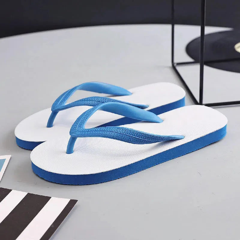 Men's rubber flip-flops with fish label design in four colour options