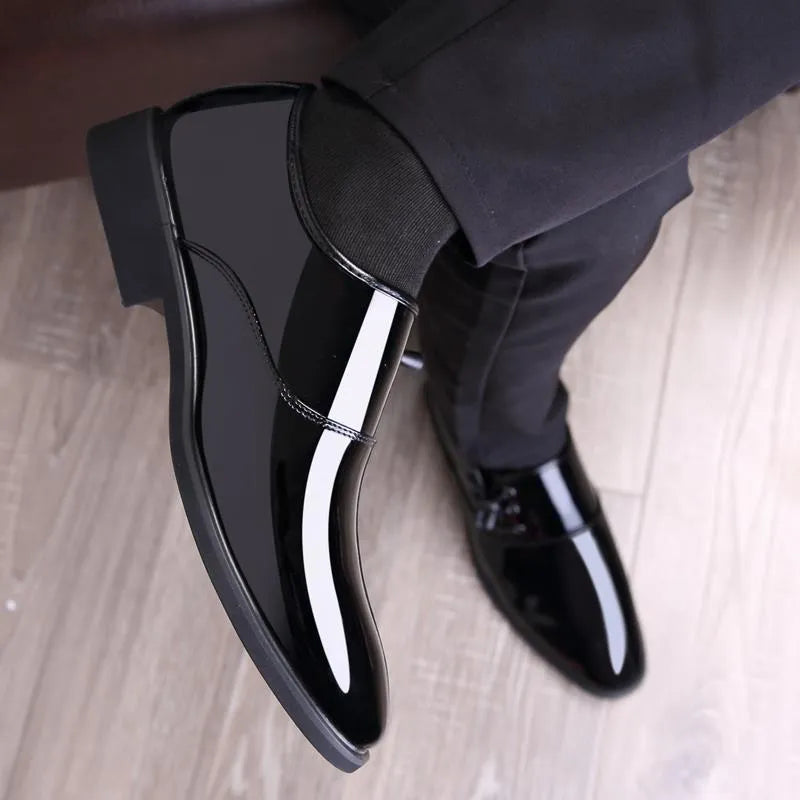 Men's black business formal shoes with square heel and round toe design on artificial PU upper