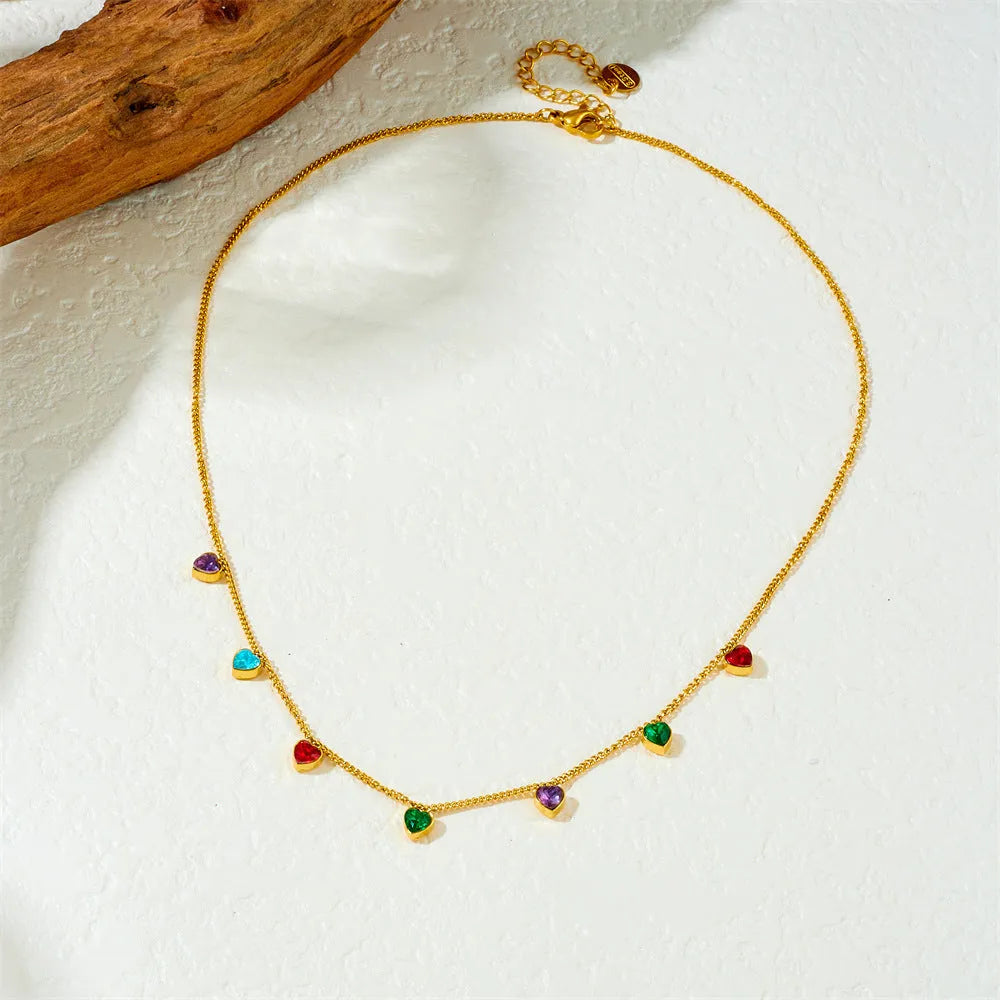 Women's gold-plated stainless steel necklace with heart pendant on adjustable chain