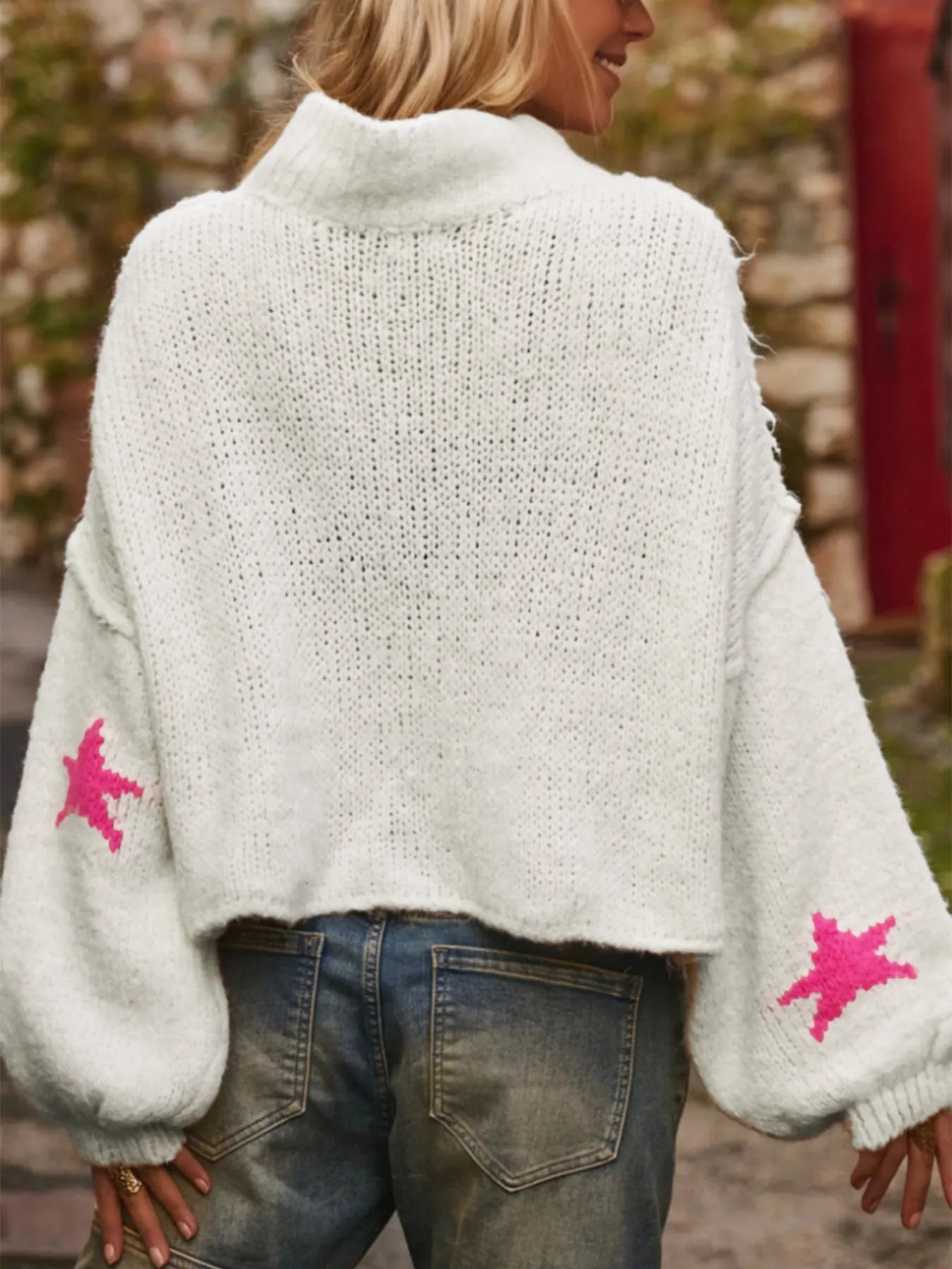 White women's turtleneck pullover with black star pattern, loose fit, imitation velvet fabric
