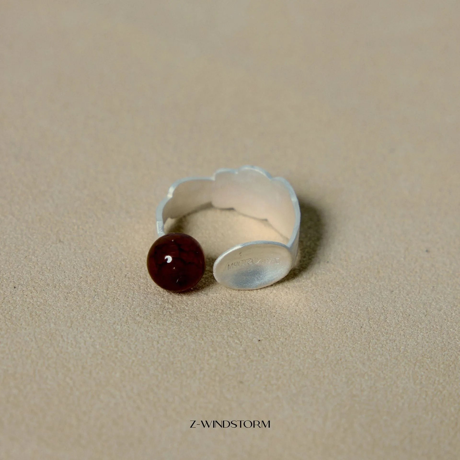 Alloy ring and bracelet set with diamond-shaped stewed pork design and electroplating finish