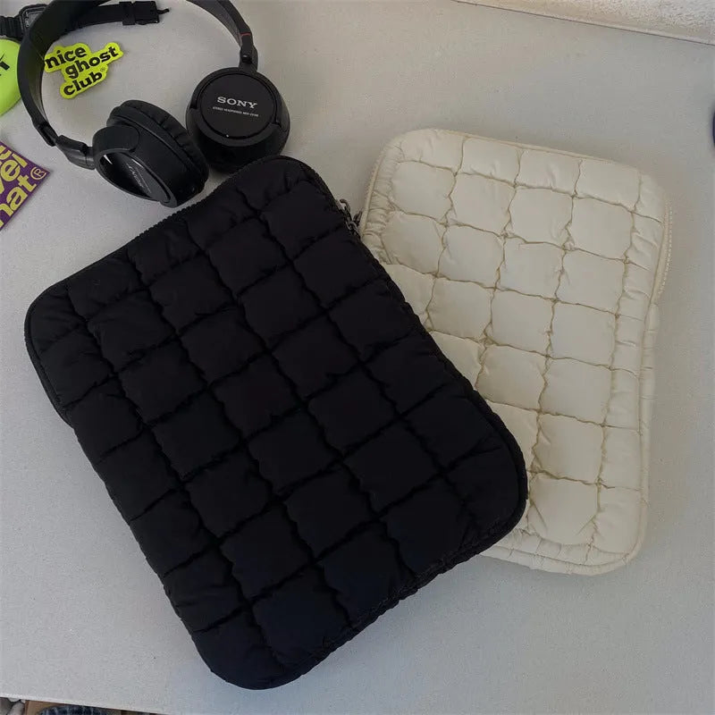 Large capacity black nylon laptop bag with cloud cotton padding for 15.6-inch devices