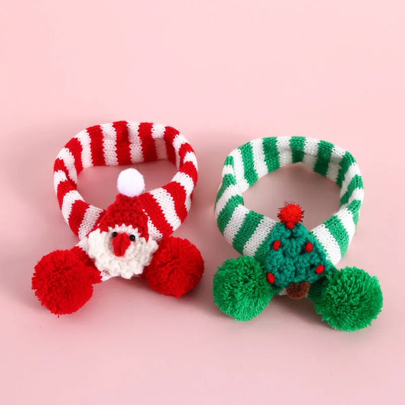 Knitted wool pet Christmas scarf with red and green stripes, S size 40cm length