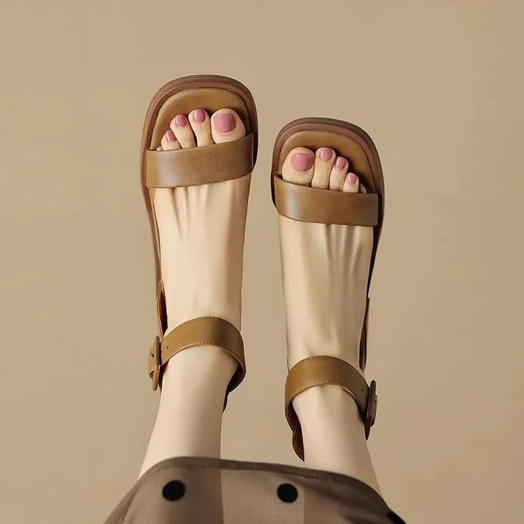 Women's retro ankle-strap platform high heels in round-toe design, white and khaki colour options