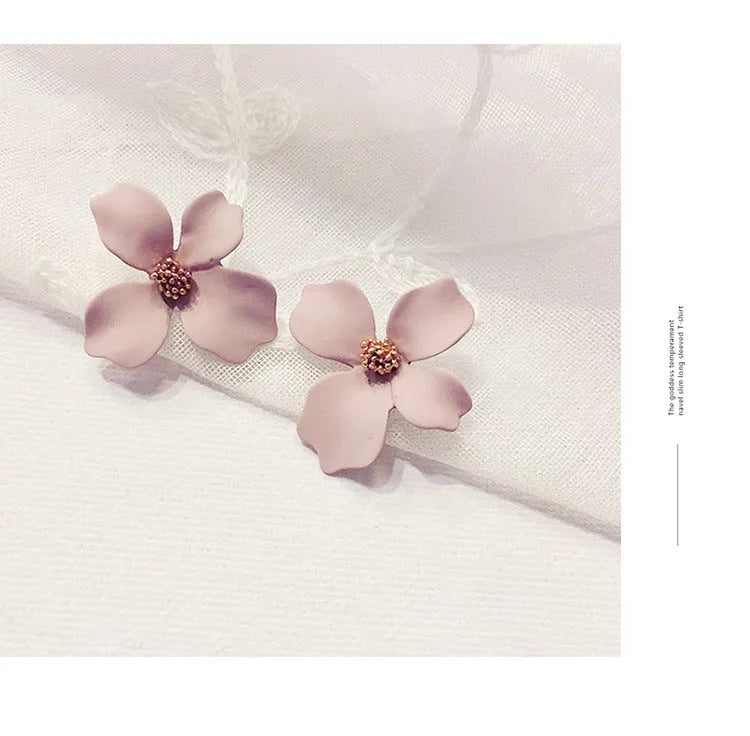 White and pink flower stud earrings for women with floral design