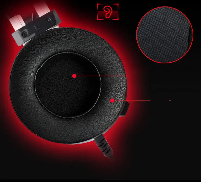 Black wired computer gaming headset with 2-metre cable and 3.5mm audio connector