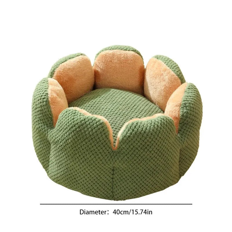 Cactus petal shaped pet kennel mat in soft plush material with non-slip bottom