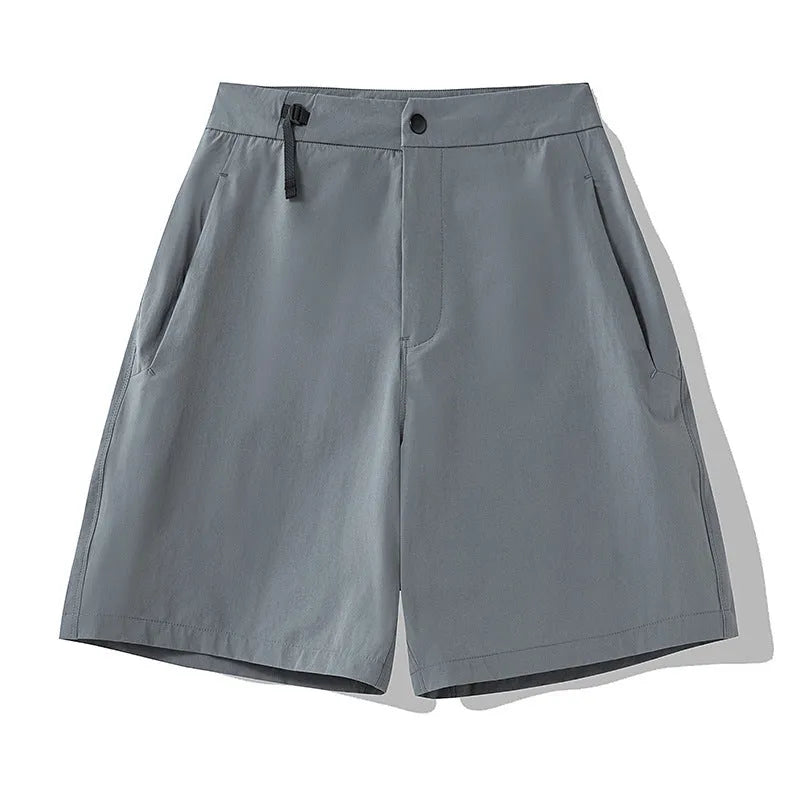 Men's solid colour quick-drying sports shorts with a 3D elastic cut for running and climbing.