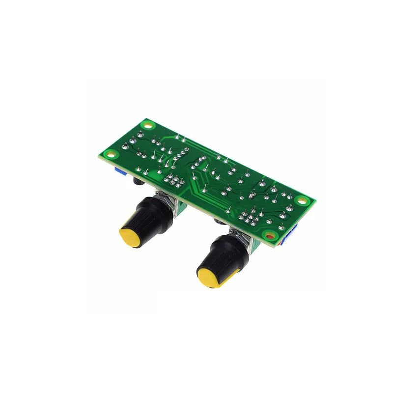 Single power supply 10-24V super dynamic bass boost front stage circuit board on FR-4 PCB.