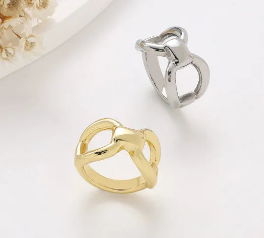 Titanium steel butterfly hollow women's ring in gold colour