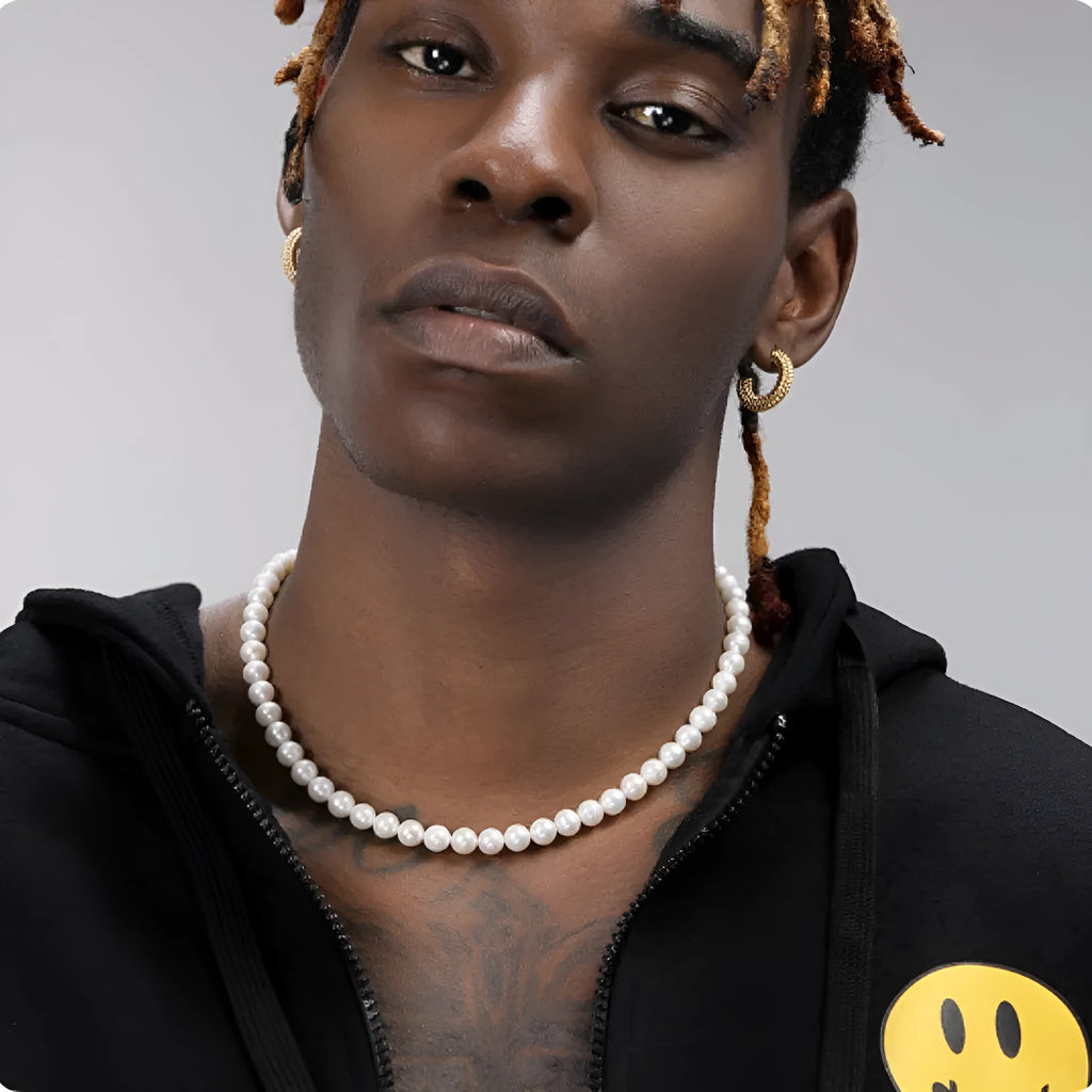 Natural mother of pearl unisex retro hip-hop clavicle necklace with multiple bead sizes and chain lengths
