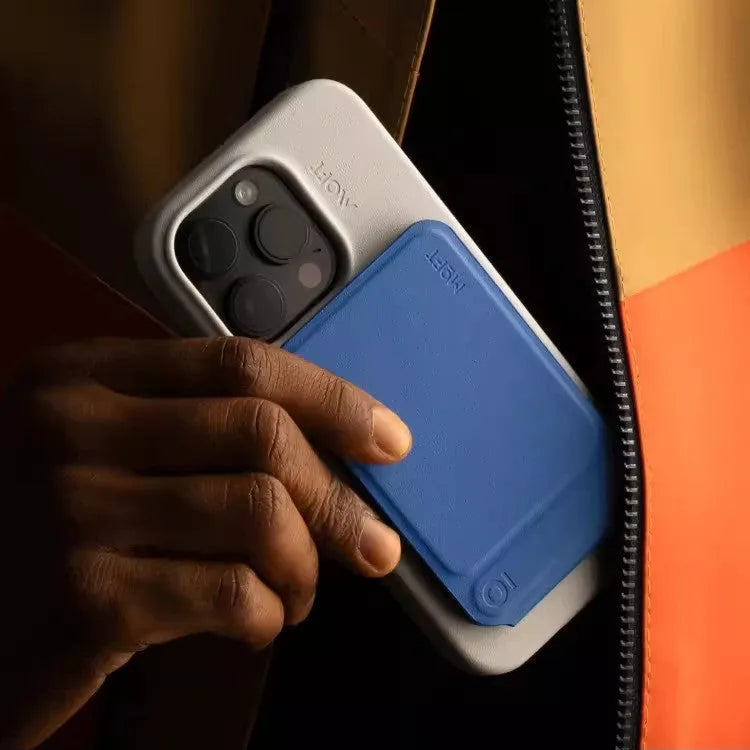 Magnetic mobile phone holder case in black with MOVAS leather and fibreglass construction showing 96.5mm dimensions