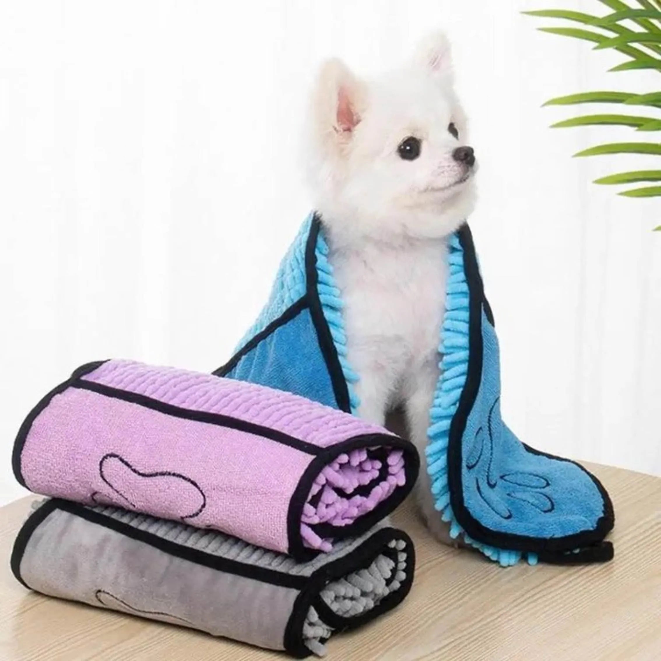 Four-layer thick pet bath robe towel measuring 62cm by 23cm in blue, grey, purple or red colours
