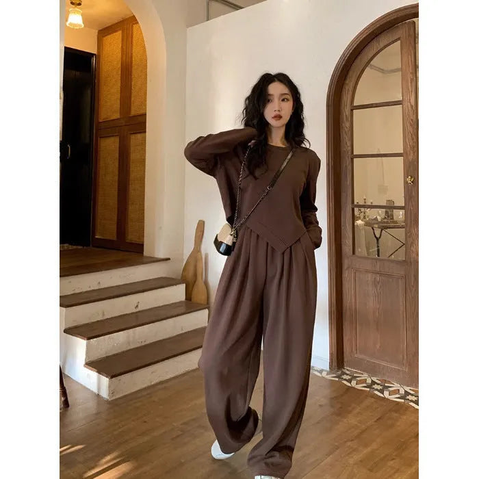 Women's khaki loose-fit casual sports suit with long sleeves and trousers