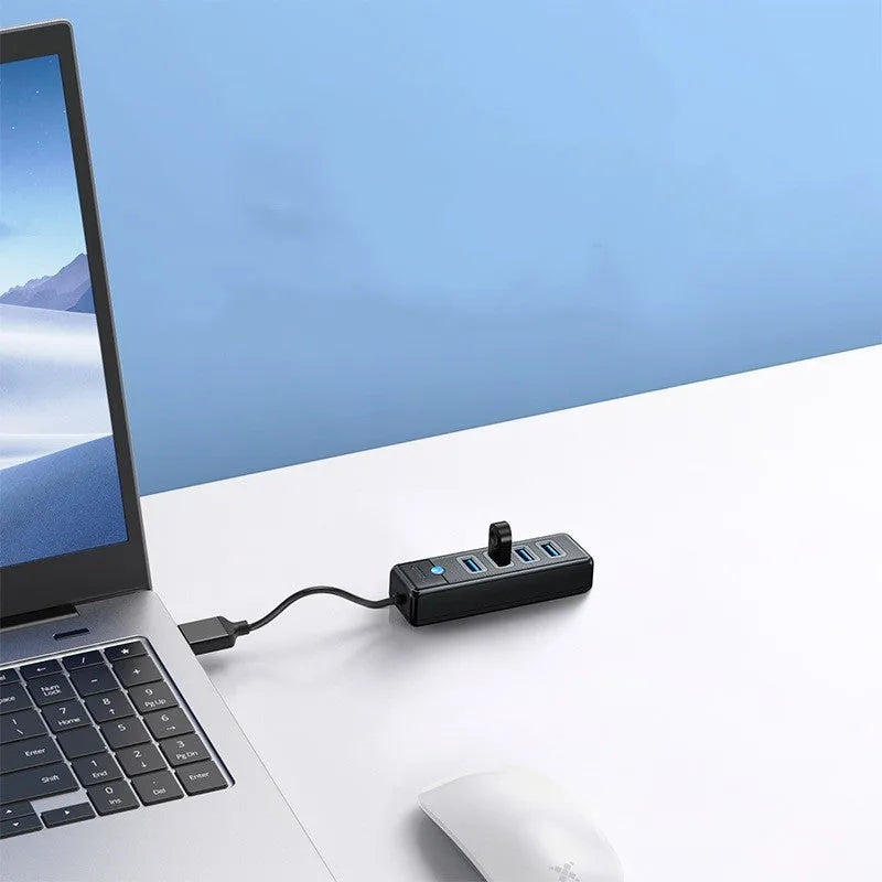 Black 4-Port USB 3.0 Hub with Type-C extender for notebook, 92.9 x 30.6 x 14.7 mm ABS housing