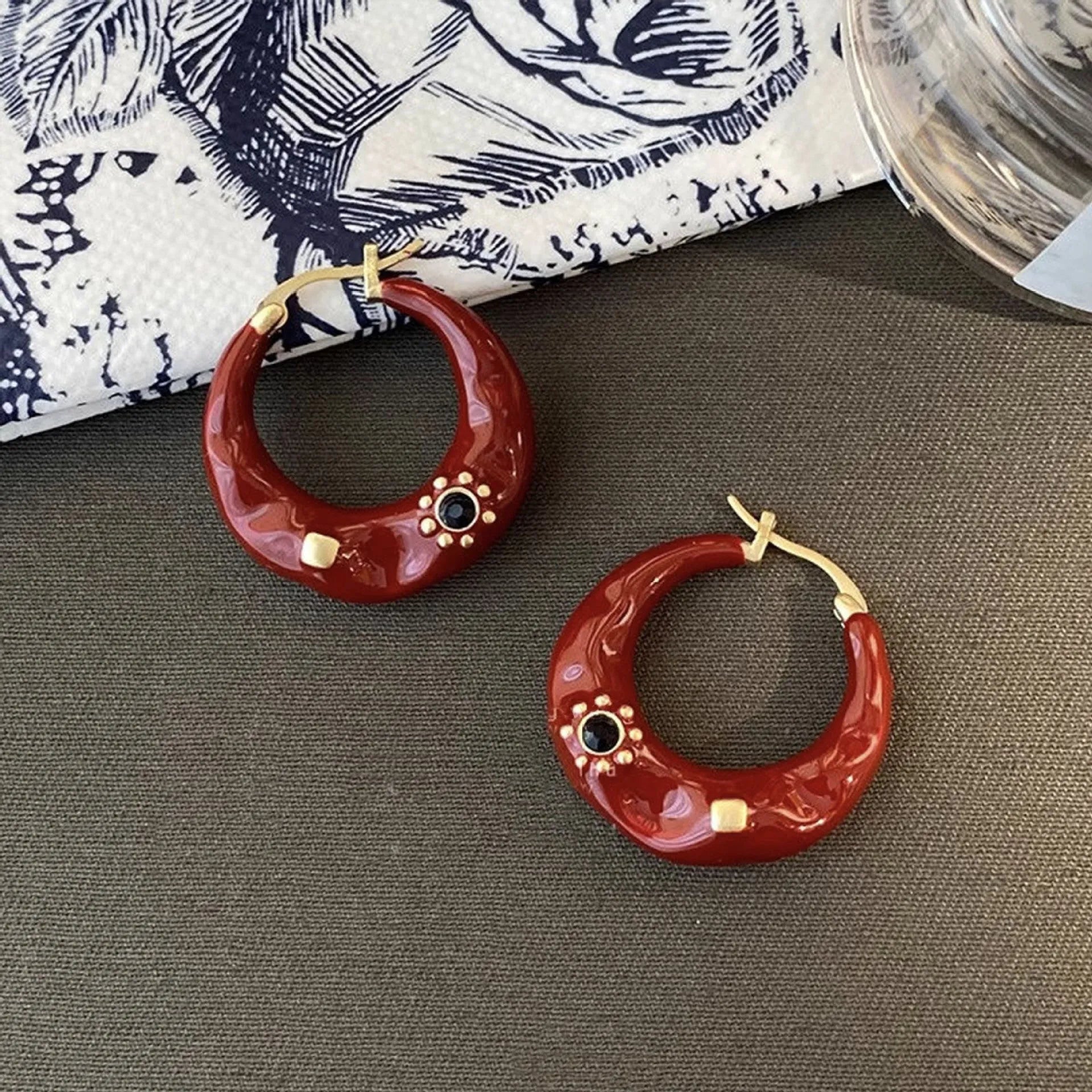 Hong Kong style retro ear studs with dripping oil treatment and rhinestone detail