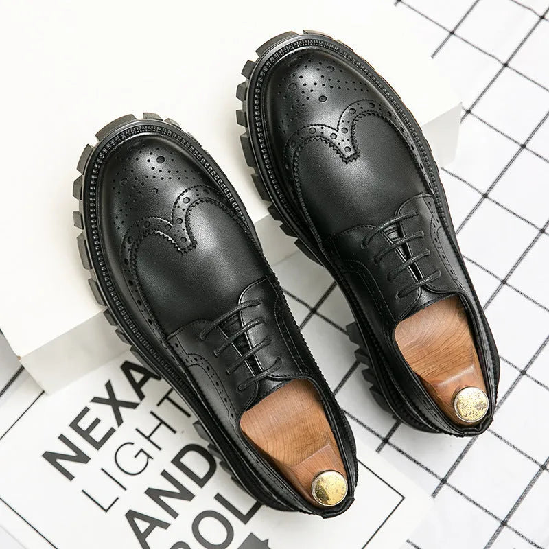 Men's black and brown brogue shoes with round toe design and artificial PU upper