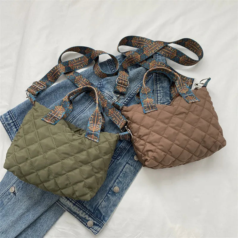 Soft Oxford cloth shoulder messenger bag with sandwich pocket and embroidery details in urban simplicity style