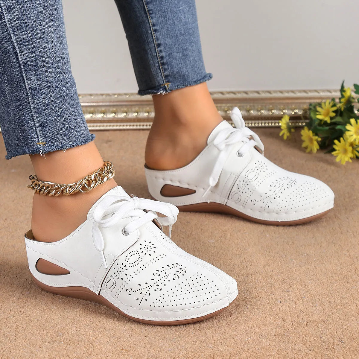 Women's lace-up wedge slippers with hollow-out design in suede upper and rubber sole