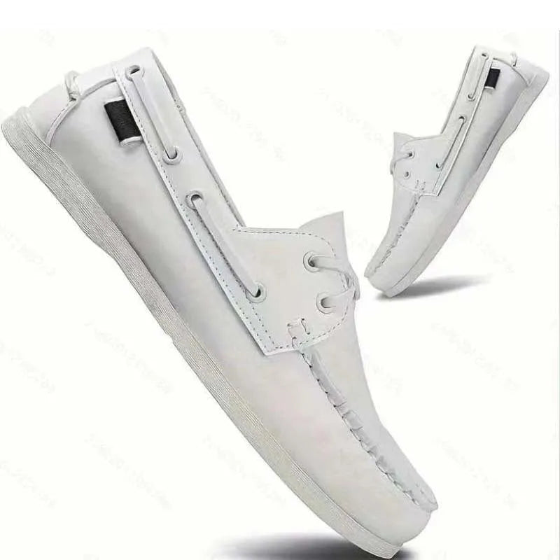 Men's British style casual shoes with flat heel and round toe in artificial PU leather