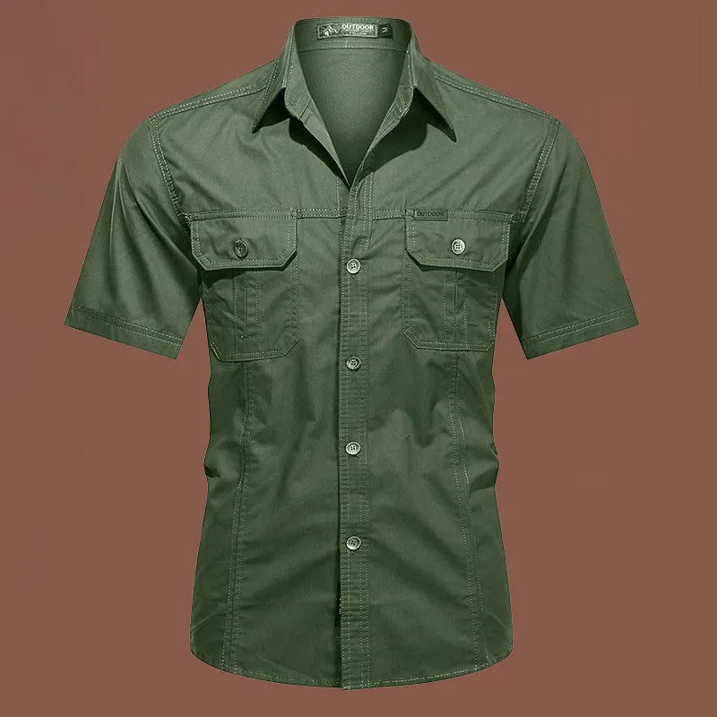Men's short sleeve cotton work shirt in loose cardigan style with non-ironing treatment