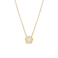White mother shell flower necklace with mother pearl shellfish pendant and floral design