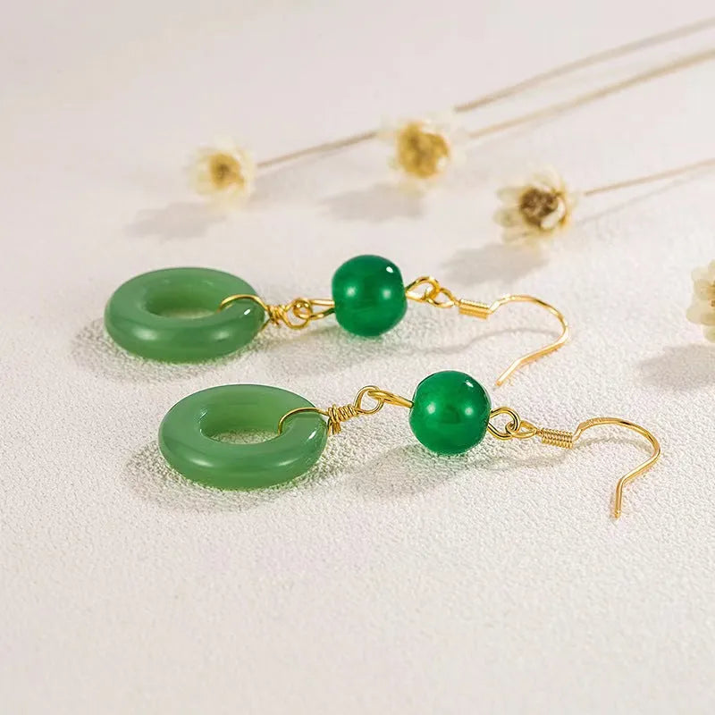 Geometric peace buckle earrings with green jade colour and 14K gold plating