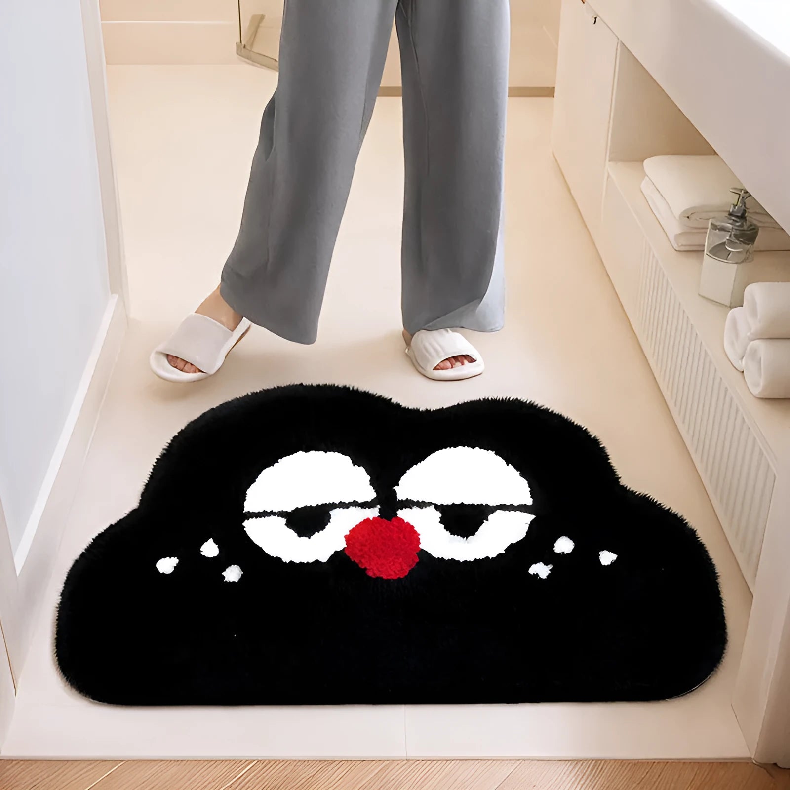 Cartoon cloud printed bathroom mat in green colour with thickened imitation cashmere polyester fibre construction