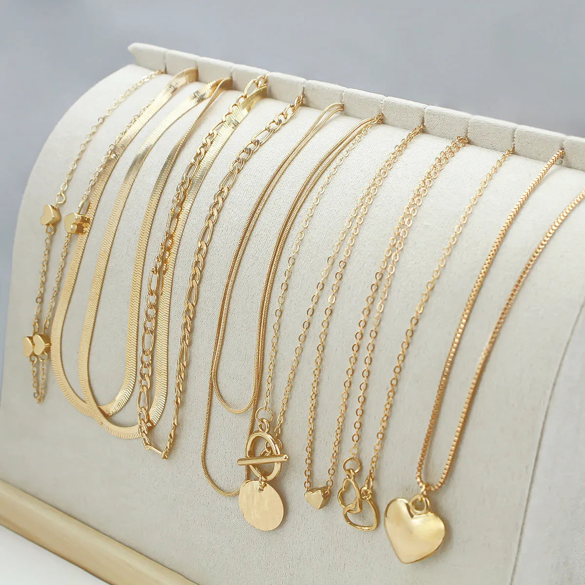 10-piece women's gold necklace jewellery set with snake bones chain design