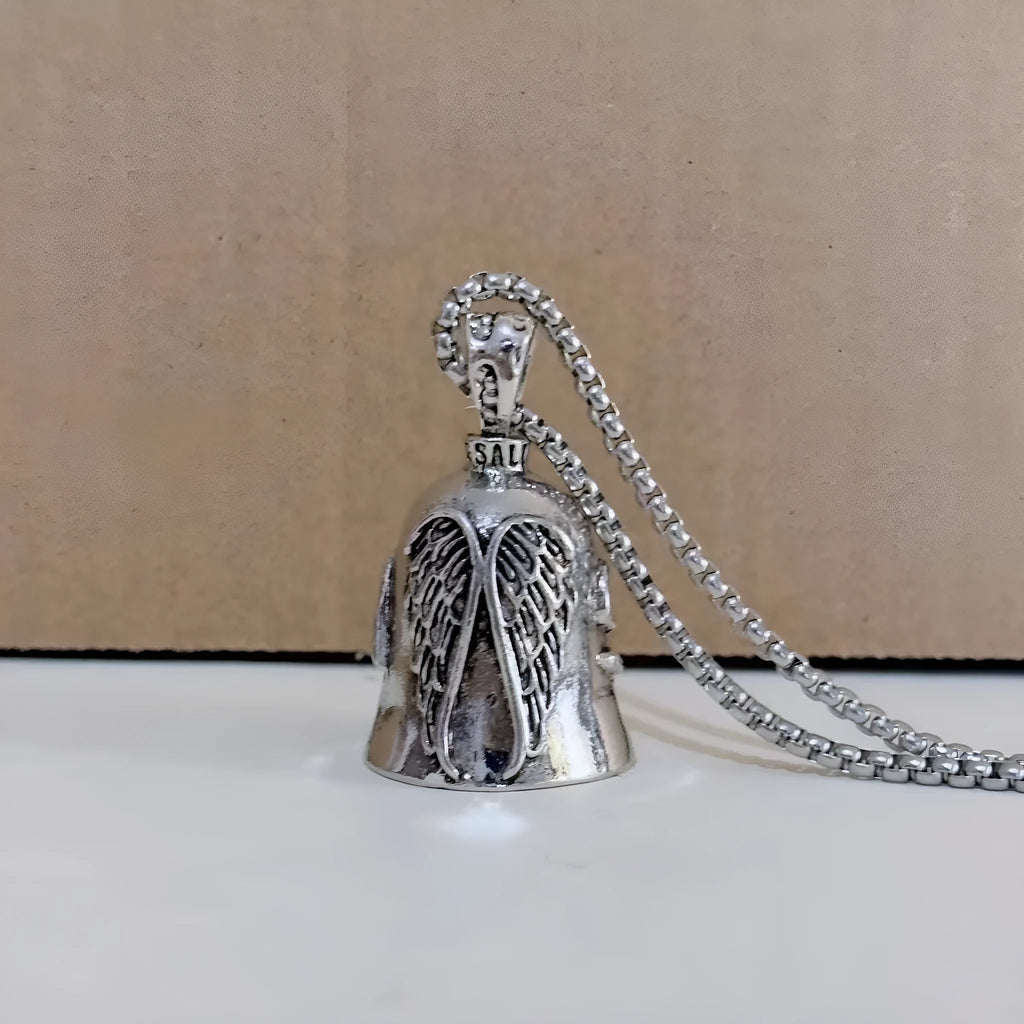 Vintage-style white angel wings necklace and keychain made from alloy.