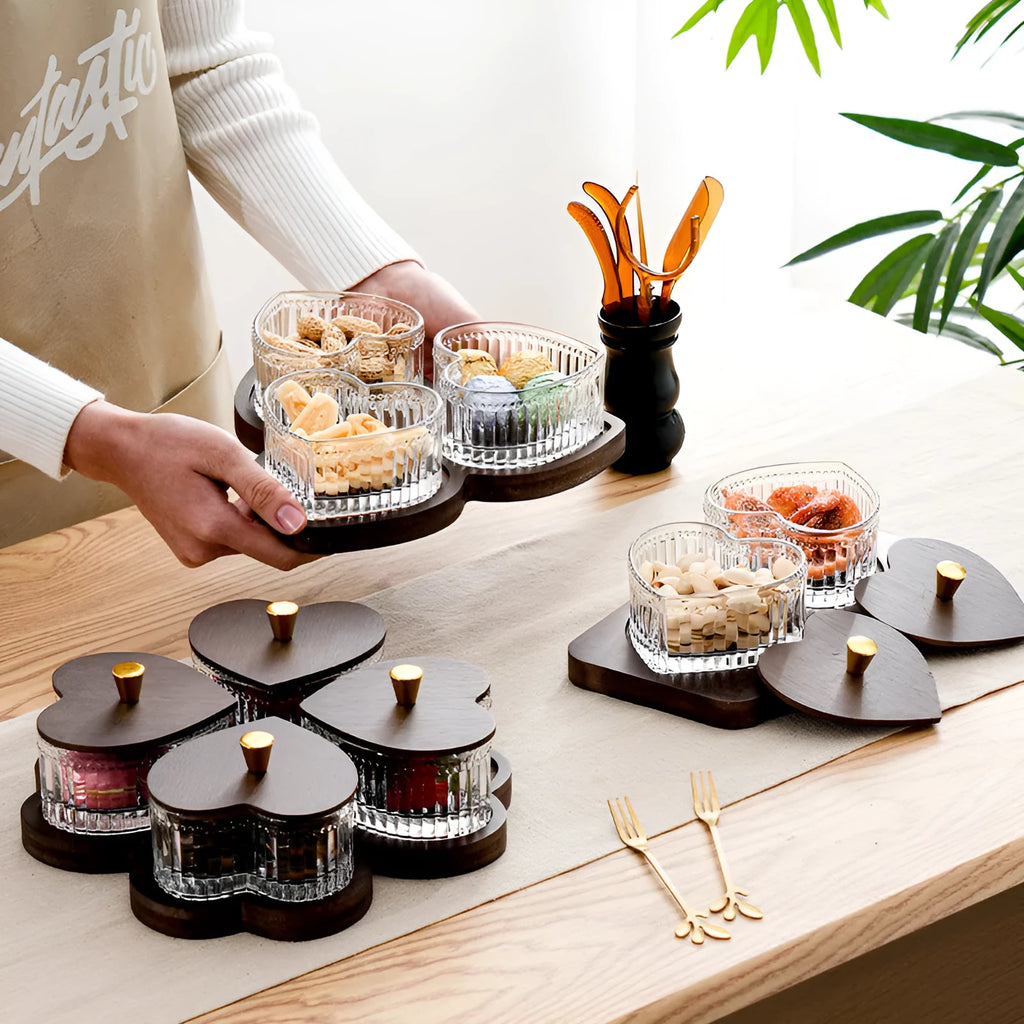 Transparent glass snack tray with heart-shaped lid and multiple grids for hotel foot bath service