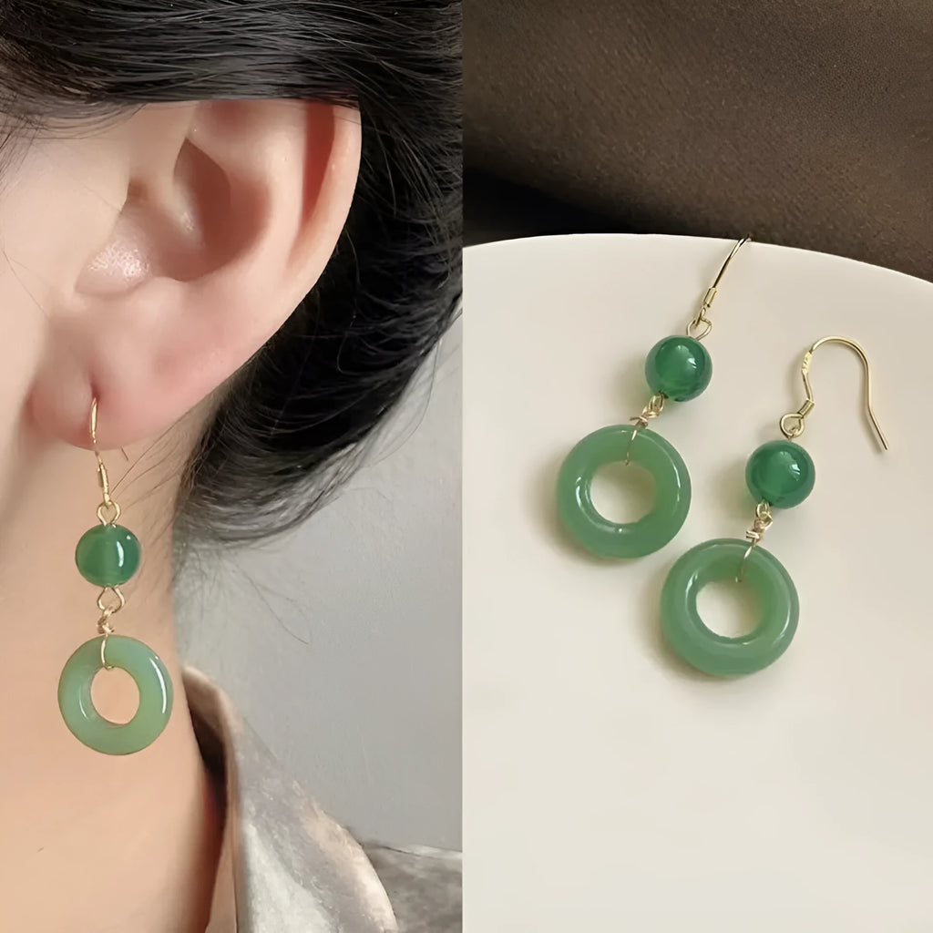 Geometric peace buckle earrings with green jade colour and 14K gold plating