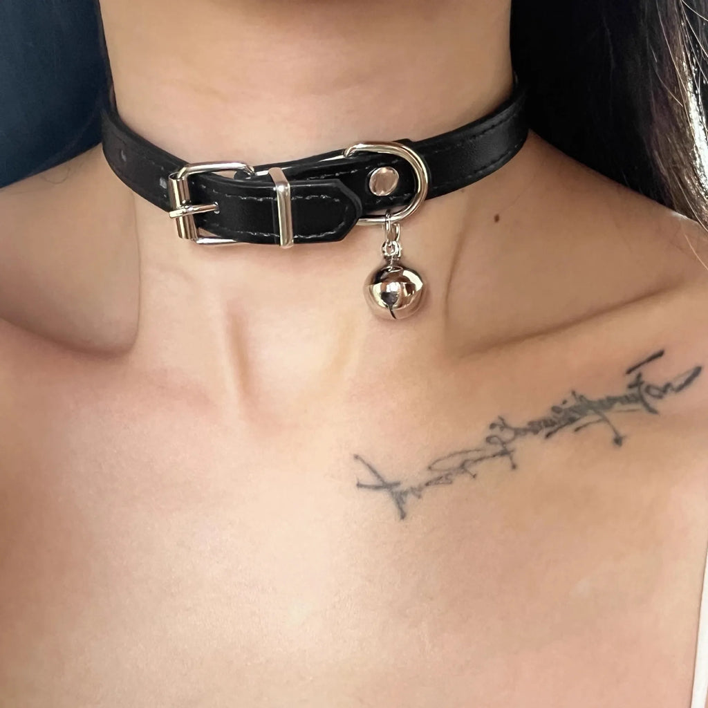 Black leather dog collar with bell pendant showing three design options adjustable from 21cm to 50cm