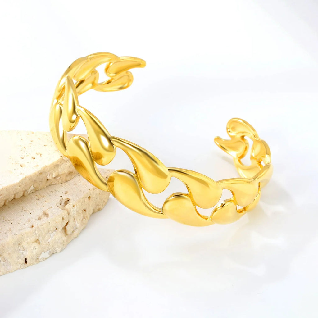 Stainless steel alloy bracelet in European American style with gold and silver colour options