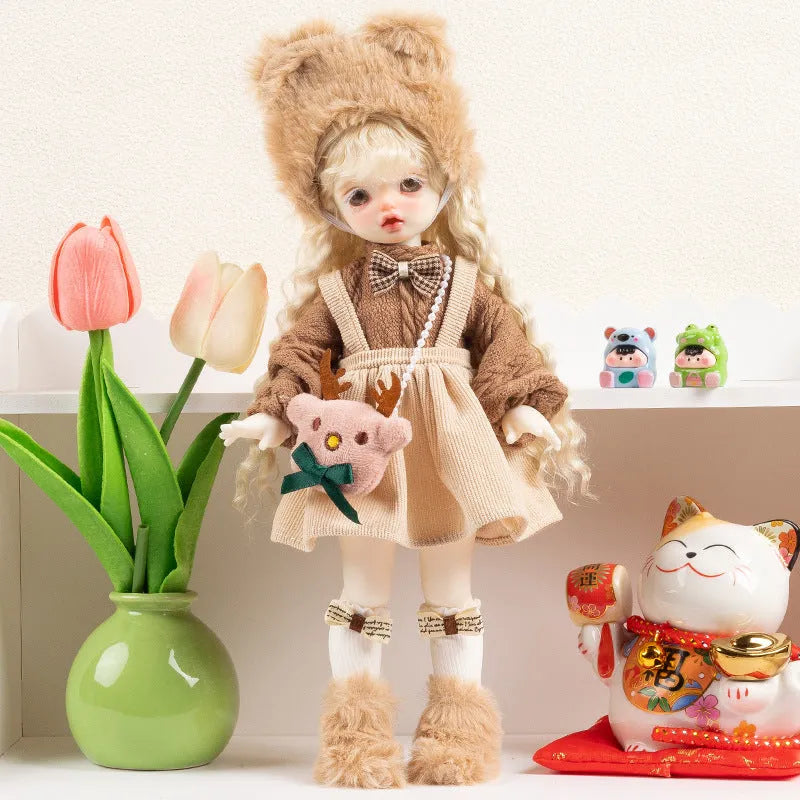 French Entry Lux Wind doll clothes set showing one of ten colour themes for teenager dolls.