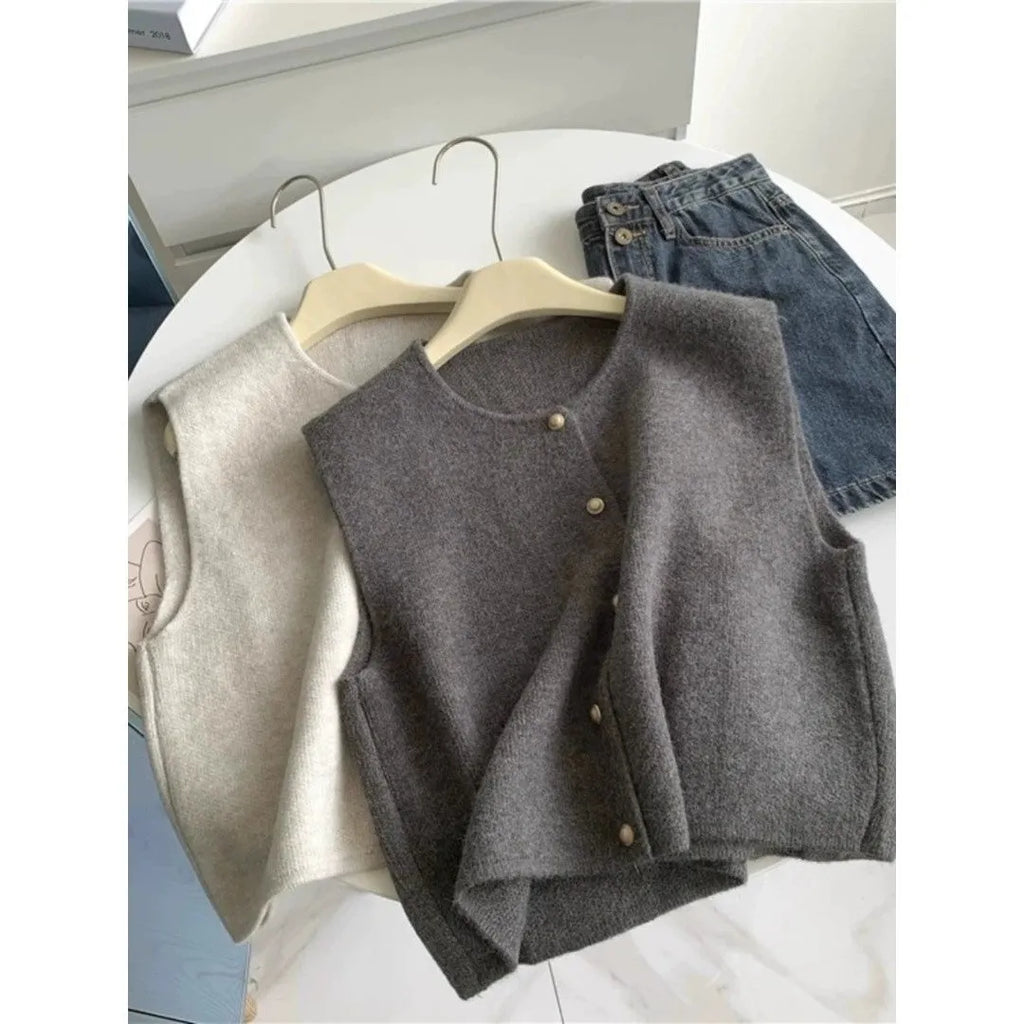 Women's polyester half-sleeve pullover vest in commuting style available in six colours