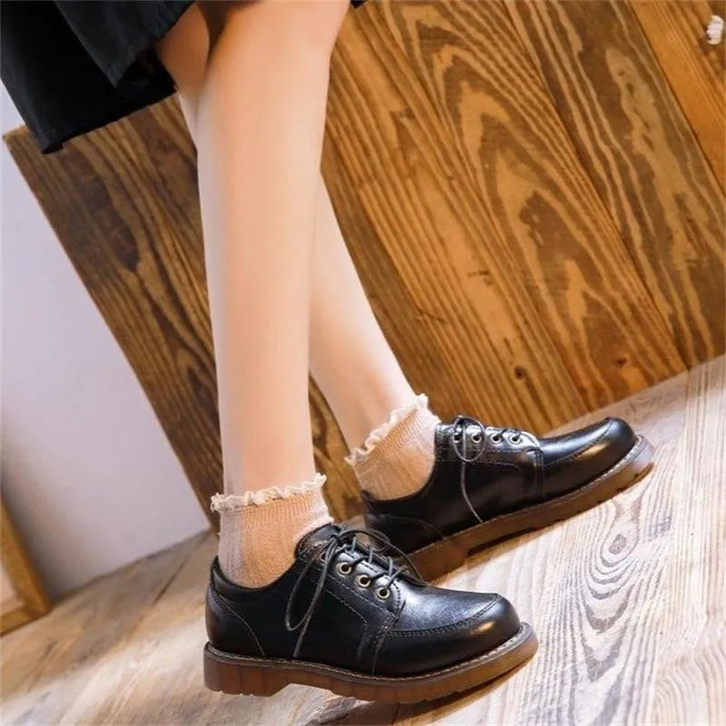 Women's black preppy retro Mary Jane shoes with front lace-up and low square heel