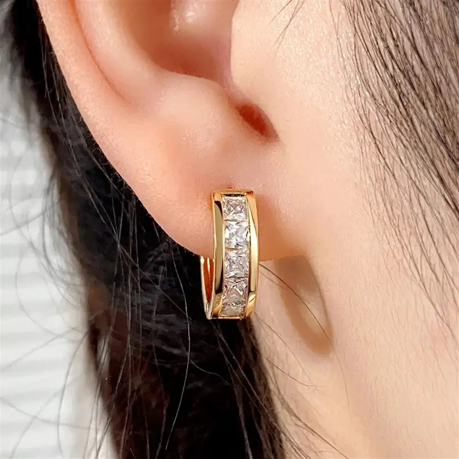 Geometric quadrilateral copper earrings for women with gold or silver finish
