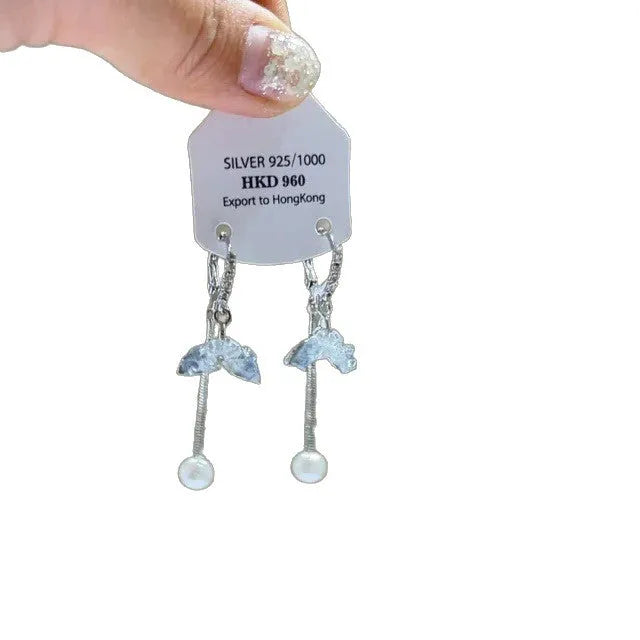 Geometric heart-shaped women's ear clips with rhinestone, star and tassel decorations on alloy.