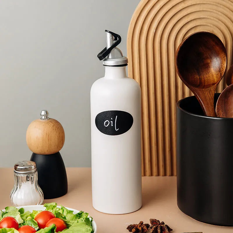 Ceramic oil pot with funnel and brush in 650ml capacity