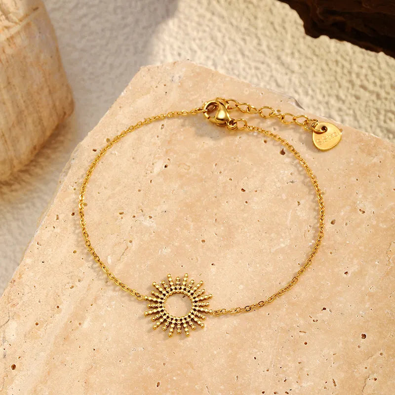 Sunflower-themed women's necklace and bracelet set in yellow gold 14K stainless steel