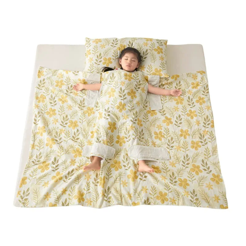 Anti-kick summer blanket in chemical fibre quilt with antibacterial filler in multiple colour options