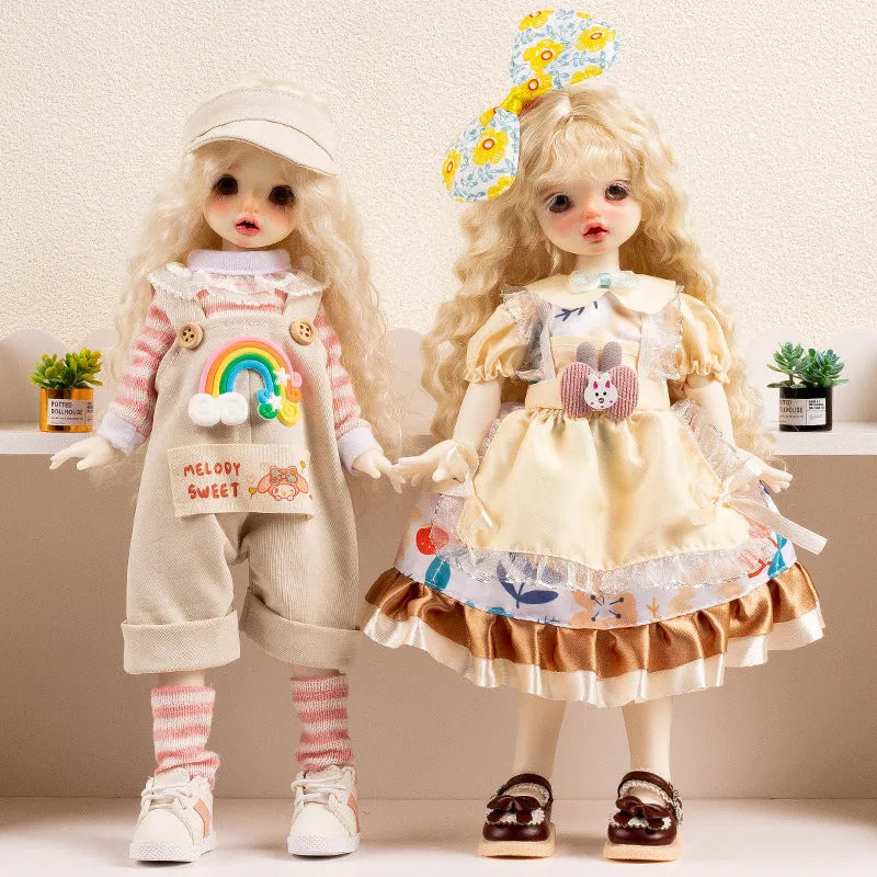 French Entry Lux Wind doll clothes set showing one of ten colour themes for teenager dolls.