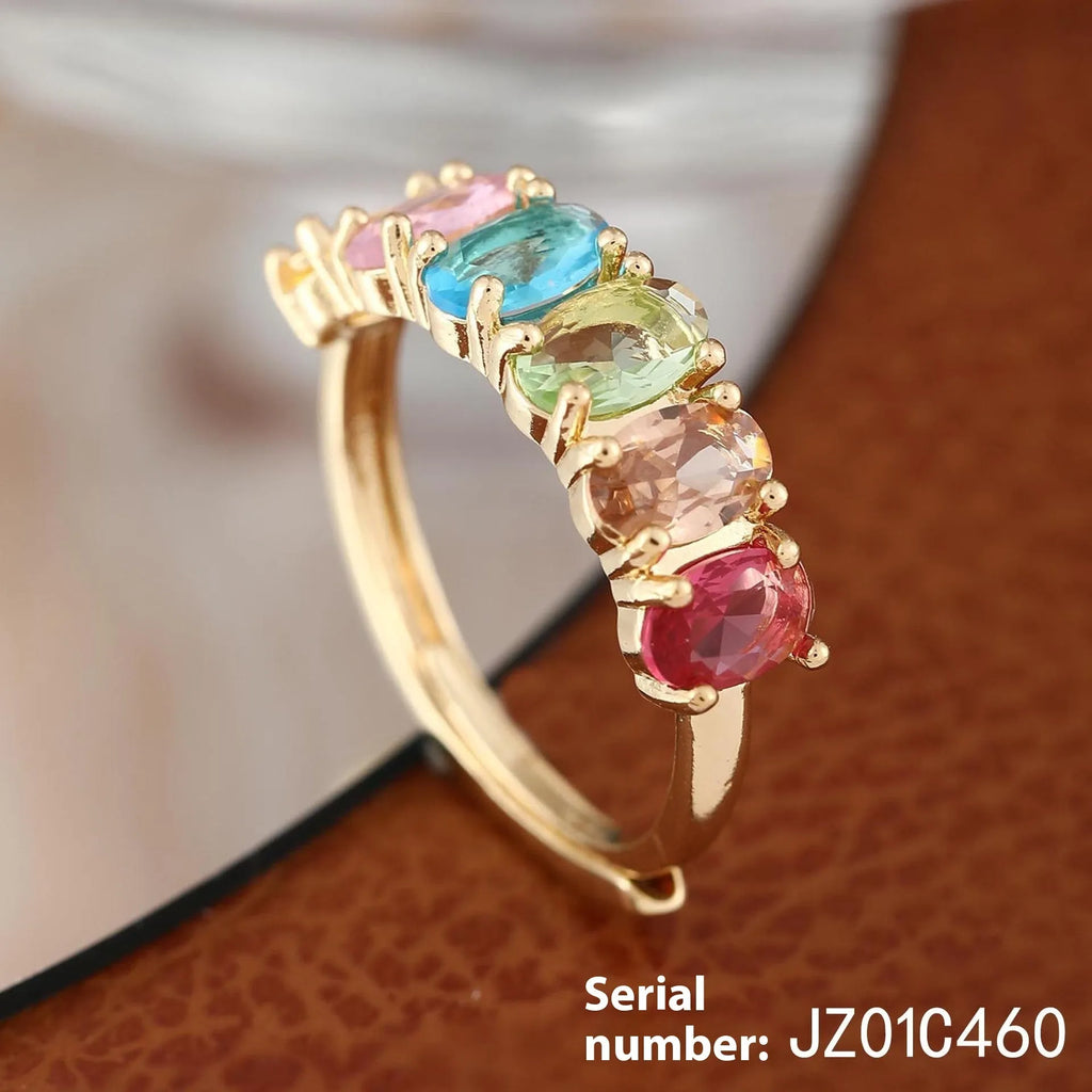 Adjustable gold-coloured zircon ring for women with retro styling