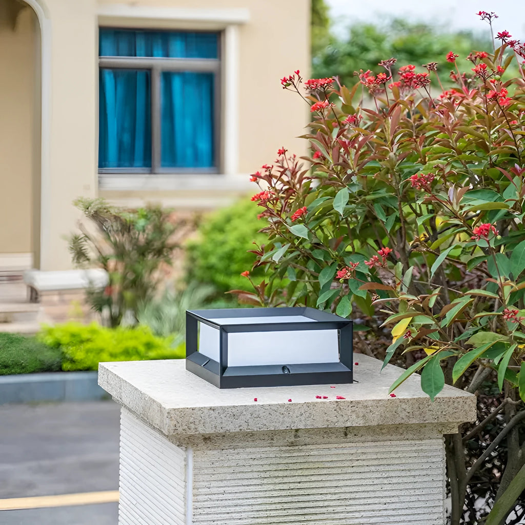 Solar-powered aluminium outdoor column light with LED illumination