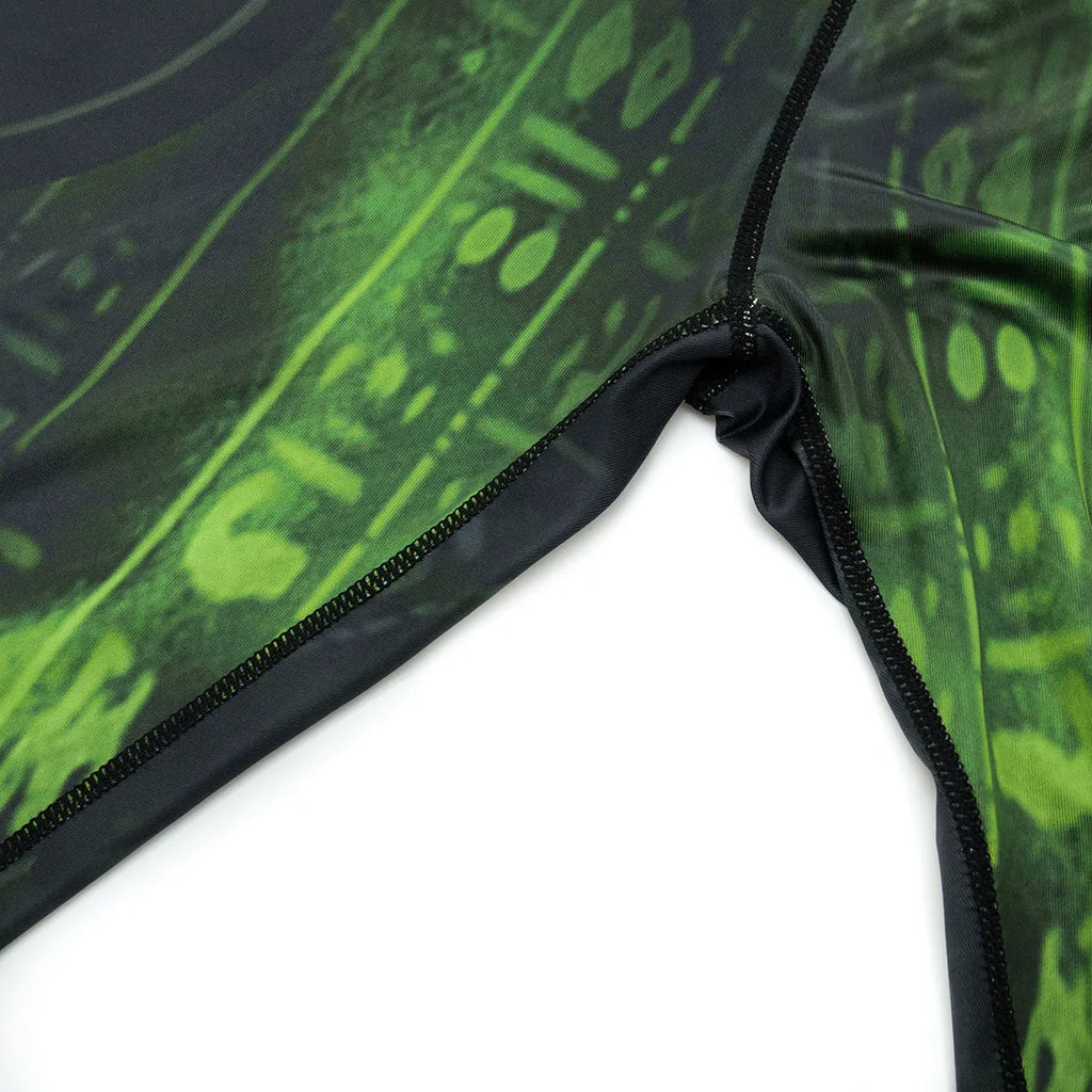 Men's slim-fit stretch sports suit set in ZF016 print design, includes long-sleeve top and trousers.