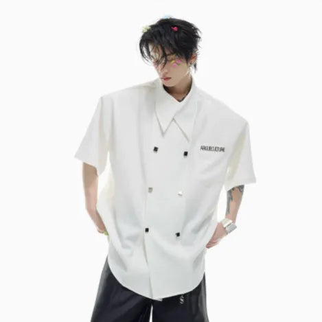 Men's loose fit casual short-sleeved summer shirt in white with lapel collar and button decoration
