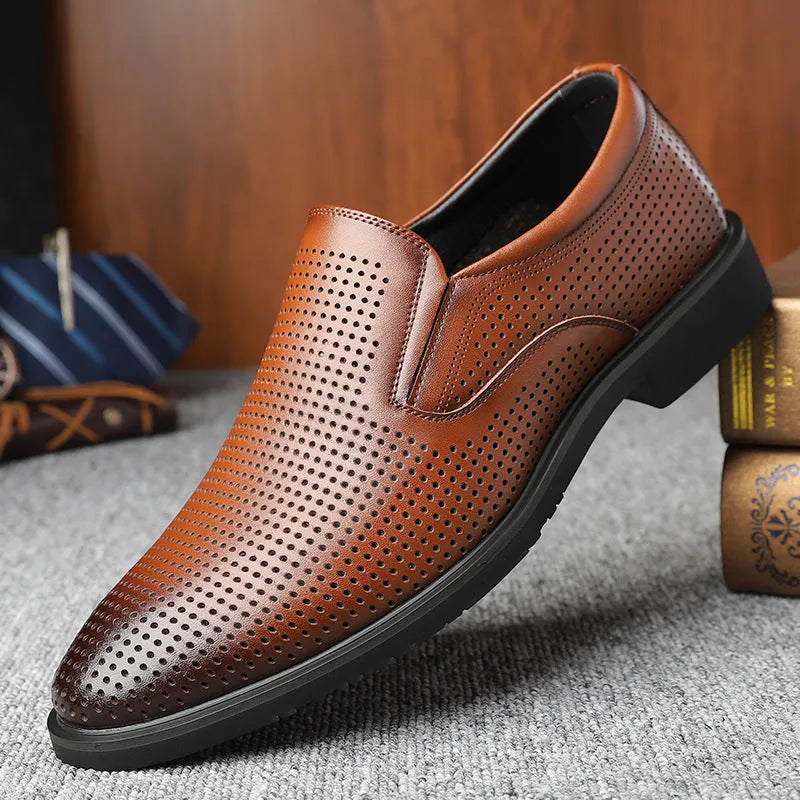 Men's black renewable leather business casual slip-on shoes with rubber sole and leather toe cap.