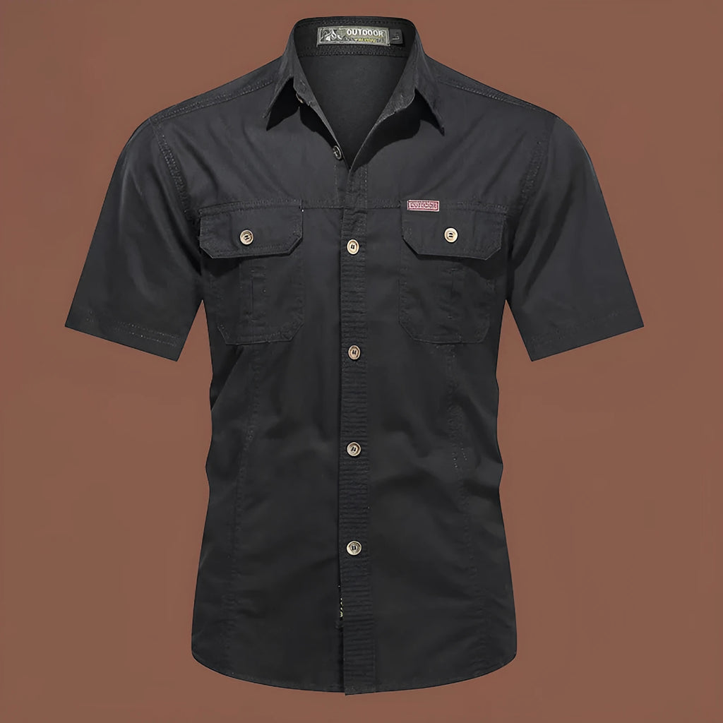 Men's short sleeve cotton work shirt in loose cardigan style with non-ironing treatment